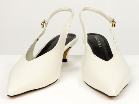 Елегантні молочні туфлі-слінгбеки на зручних підборах Gino Figini, фото 6