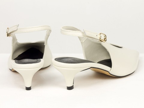 Елегантні молочні туфлі-слінгбеки на зручних підборах Gino Figini, фото 11