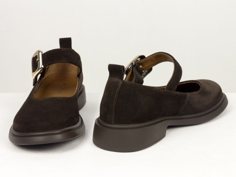 Жіночі замшеві туфлі коричневого кольору Mary Jane з ремінцем та золотою пряжкою від Gino Figini, фото 7