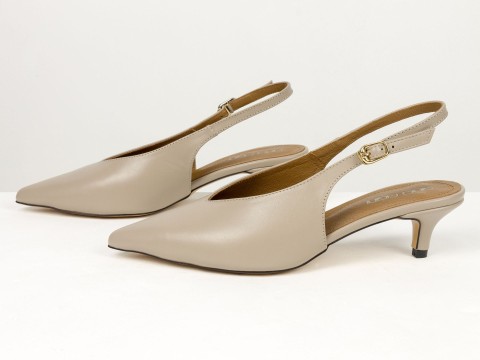 Елегантні бежеві туфлі-слінгбеки на зручних підборах Gino Figini, фото 5