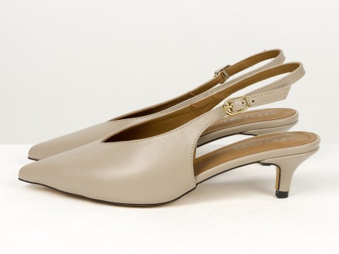 Елегантні бежеві туфлі-слінгбеки на зручних підборах Gino Figini