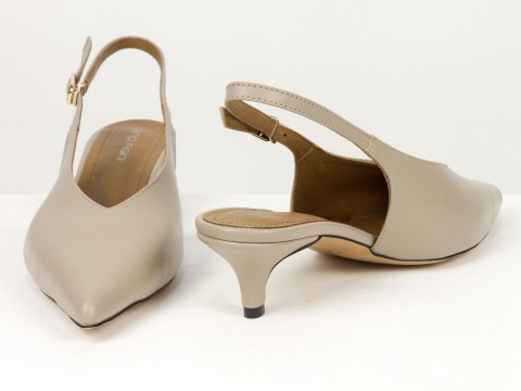 Елегантні бежеві туфлі-слінгбеки на зручних підборах Gino Figini, фото 10