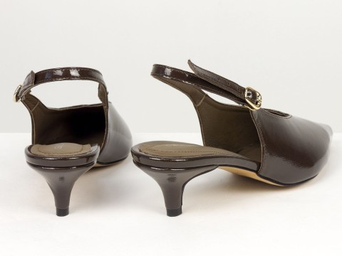 Елегантні шоколадні туфлі-слінгбеки на зручних підборах Gino Figini, фото 9