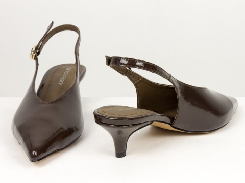 Елегантні шоколадні туфлі-слінгбеки на зручних підборах Gino Figini, фото 6