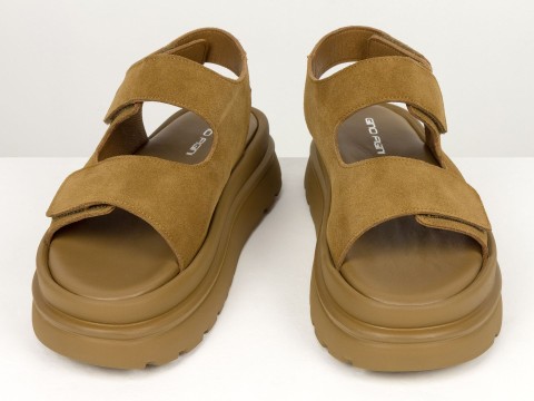 Жіночі сандалі на платформі з натуральної замші кольору кориця Gino Figini, фото 4