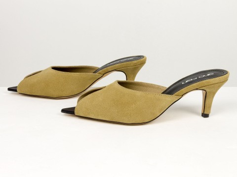 Мюлі жіночі замшеві бежевого кольору на низьких підборах Gino Figini, фото 8