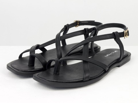 Чорні мінімалістичні сандалі на низькому ходу з перемичкою для пальця Gino Figini, фото 7