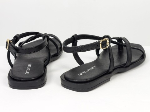 Чорні мінімалістичні сандалі на низькому ходу з перемичкою для пальця Gino Figini, фото 8