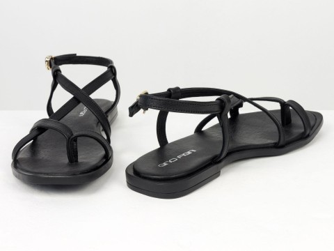 Чорні мінімалістичні сандалі на низькому ходу з перемичкою для пальця Gino Figini, фото 6