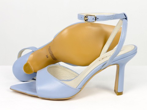 Босоніжки з ремінцями з натуральної шкіри небесно-блакитного кольору Gino Figini, фото 4