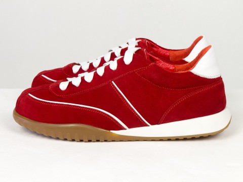 Жіночі кросівки з натуральної замші червоного кольору з контрастними білими вставками Gino Figini
