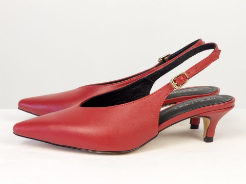 Елегантні червоні туфлі-слінгбеки на зручних підборах Gino Figini