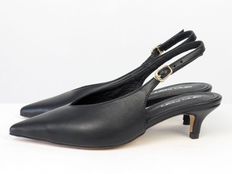 Елегантні чорні туфлі-слінгбеки на зручних підборах Gino Figini