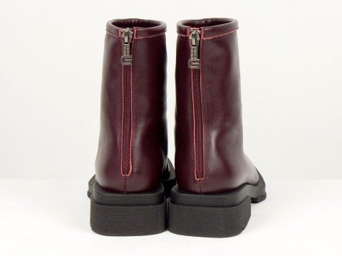 Жіночі черевики з натуральної шкіри бордового кольору з квадратним носом Gino Figini