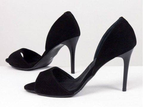 Женские черные замшевые босоножки на шпильке Gino Figini