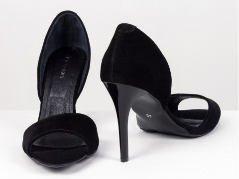 Женские черные замшевые босоножки на шпильке Gino Figini