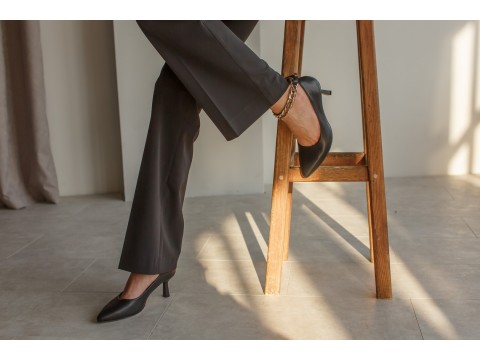 Дизайнерські туфлі-човники на підборах "рюмочка" з натуральної італійської шкіри , Т-2116-04