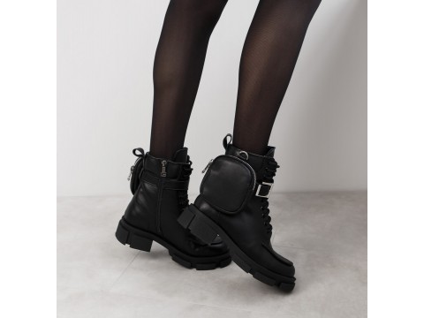 Женские черные ботинки  из натуральной кожи на шнуровке с кармашками, Б-20105-01