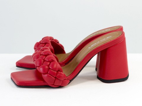 Дизайнерские  босоножки "косичка" на расклешенном  каблуке из натуральной итальянской кожи красного цвета
