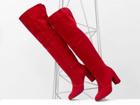 Червоні чоботи ботфорти з натуральної замші на середньому підборі