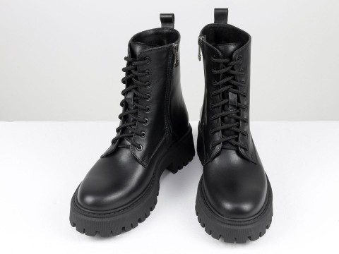 Класичні черевики з натуральної чорної шкіри на потовщеній підошві зі шнурівкою та блискавкою, Б-2196-04