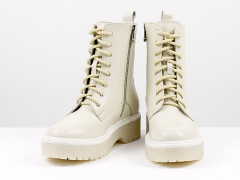 Класичні черевики з натуральної молочної шкіри на потовщеній підошві зі шнурівкою та блискавкою, Б-2196-06