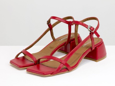Дизайнерские красные босоножки на обтяжном каблуке  из натуральной итальянской кожи