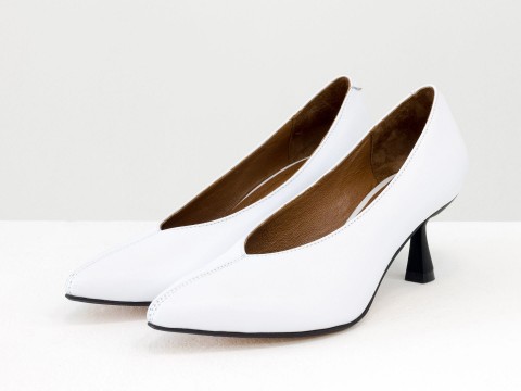 Дизайнерские туфли-перчатки на невысоком каблуке "рюмочка" из натуральной итальянской кожи бежевого цвета,  Т-2050/1-02