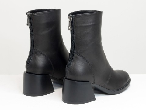 Женские  ботинки из натуральной черной кожи на среднем каблуке, Б-2159-01