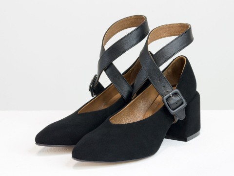 Дизайнерські туфлі на невисокій обтяжній підборі з натуральної італійської замші чорного кольору, Т-2152-01
