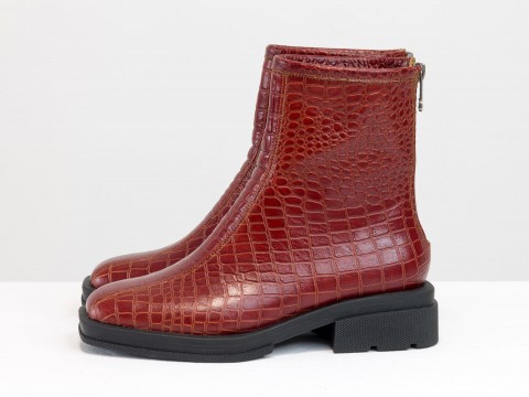 Женские  ботинки янтарного цвета из натуральной кожи с тиснением крокодил на низком каблуке, Б-2176-01