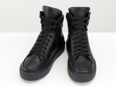 Жіночі черевики з натуральної шкіри чорного кольору, Б-2178-01