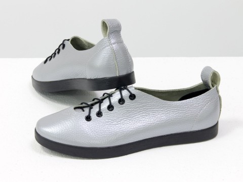 Туфлі-кеди на шнурівці із сірої натуральної шкіри
