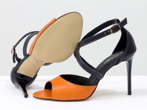 Туфли с открытым носком оранжевые из натуральной кожи на шпильке