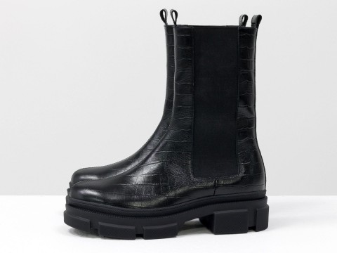 Высокие  ботинки "челси" из черной кожи с текстурой "крокодил" на тракторной подошве, Б-2078-07