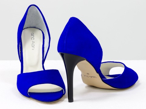 Женские синие замшевые туфли на шпильке с открытым носком