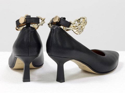 Дизайнерские туфли-лодочки на каблуке "рюмочка" из натуральной итальянской кожи с цепочкой,  Т-2116-01