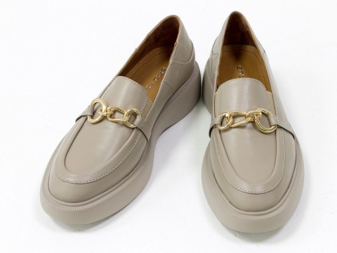 Туфли-лоферы из итальянской кожи бежевого цвета на утолщенной подошве в цвет, Т-2118-02