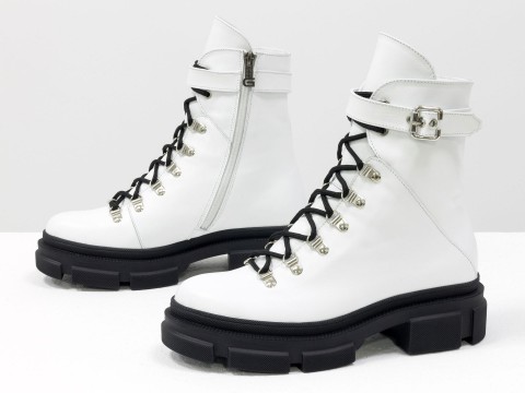 Жіночі білі черевики з натуральної шкіри на шнурівці, Б-2065-05