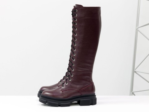 Жіночі спортивні чоботи з бордової шкіри флотар на модній підошві та шнурівці, М-2090-02