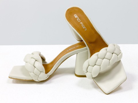 Дизайнерские босоножки "косичка" на расклешенном  каблуке из натуральной итальянской кожи цвета слоновой кости