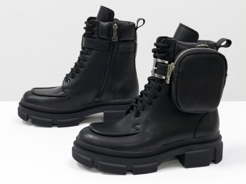 Жіночі чорні черевики з натуральної шкіри на шнурівці з кишеньками, Б-20105-01