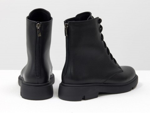 Жіночі черевики з натуральної чорної шкіри на шнурівці та блискавкою ззаду, Б-20103-01