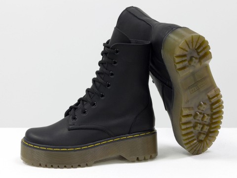 Женские ботинки из натуральной матовой кожи черного цвета на шнуровке, Б-2069-03