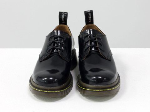 Женские черные туфли на тракторной подошве из натуральной кожи, Т-2048-01