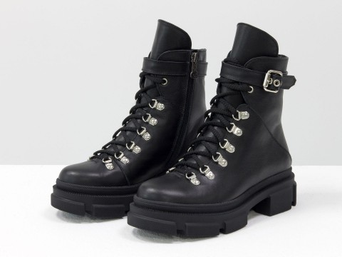 Женские черные ботинки  из натуральной кожи на шнуровке, Б-2065-02