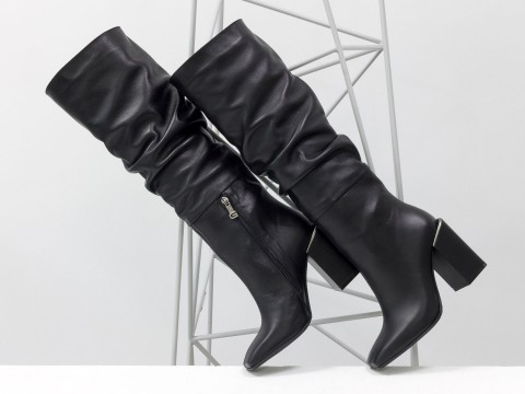 Осінні чоботи чорного кольору з натуральної шкіри на стійких підборах, М-2089-01