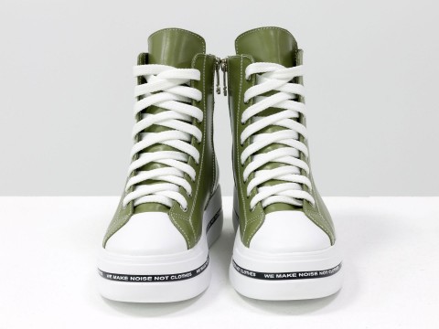 Женские ботинки на толстой подошве из натуральной кожи оливкового цвета с белым носиком, Б-2055-01