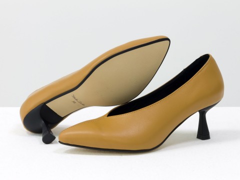 Дизайнерские туфли-перчатки на невысоком каблуке "рюмочка" из натуральной итальянской кожи табачного цвета,  Т-2050-13