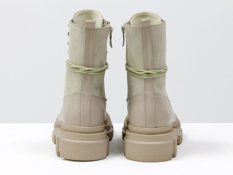Жіночі спортивні черевики з натуральної шкіри бежевого кольору зі вставками із замші на шнурівці, Б-2075-01